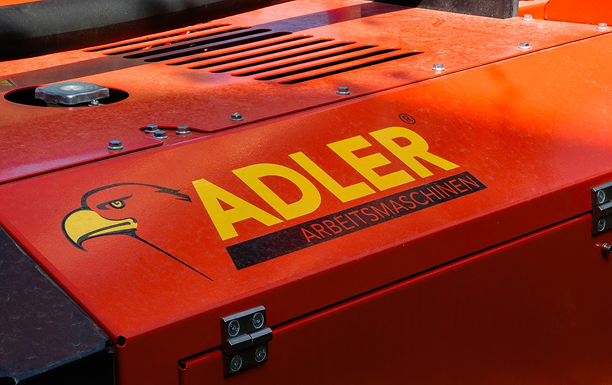 Detailní snímek stroje ADLER používaného společností REVER.CZ pro vrtání studní a geotermálních vrtů.